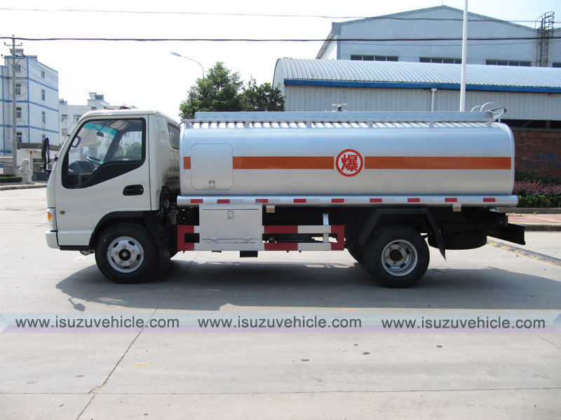 JAC Fuel Bowser (2) JAC Fuel Bowser (2)