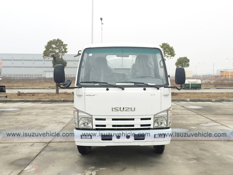 ISUZU 4,000 Liters Water Bowser-1 ISUZU 4,000 Liters Water Bowser-1