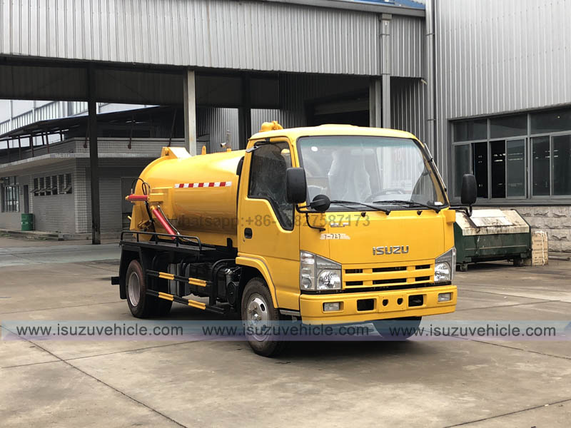 ISUZU 3 000 Liters Sewage Vacuum Truck