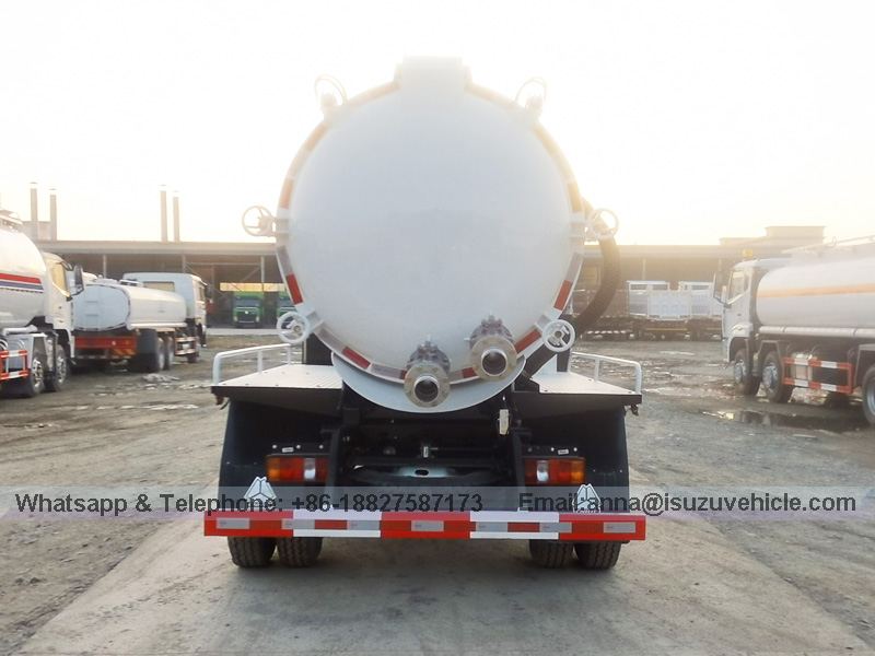 Sewage Suction Truck 04 Sewage Suction Truck 04