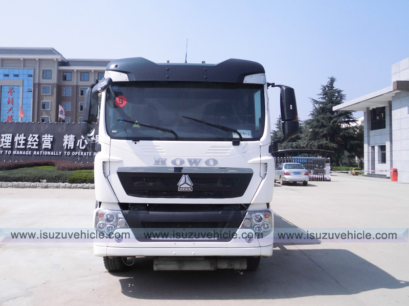 HOWO Aluminium Fuel Truck (2) HOWO Aluminium Fuel Truck (2)