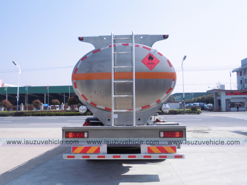 HOWO Aluminium Fuel Truck (3) HOWO Aluminium Fuel Truck (3)