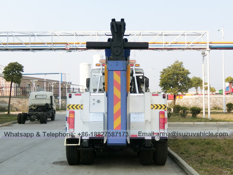 Heavy Duty Crane Tow Truck (4) Heavy Duty Crane Tow Truck (4)
