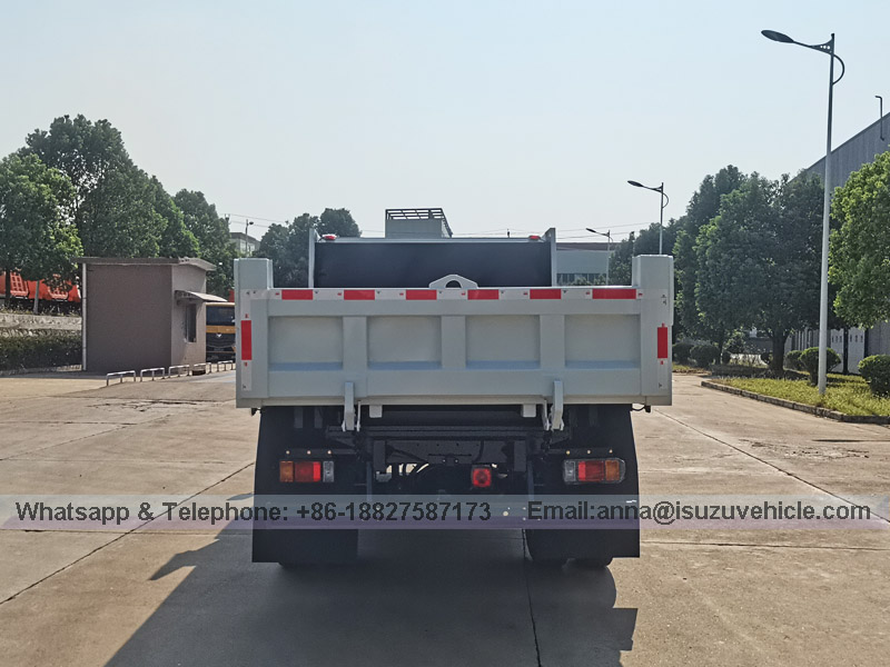 Isuzu Dump Tipper (4)