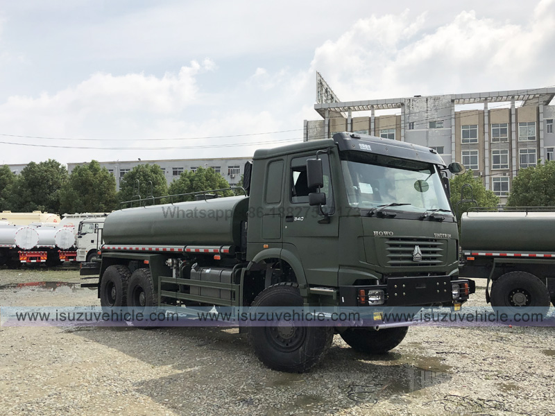 Sinotruk 10,000 Liters 6X6 Off-road Water Truck