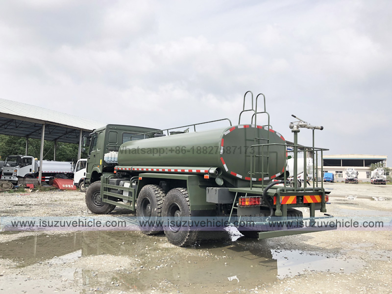 Sinotruk 10,000 Liters 6X6 Off-road Water Truck