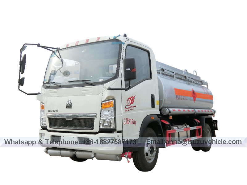 5,000 Liters SINOTRUK HOWO Refuel Tank Truck