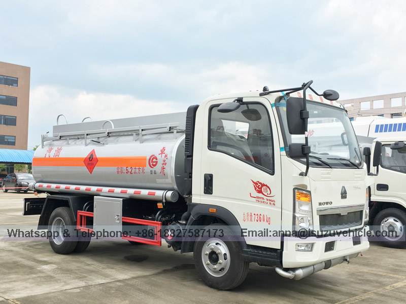 5,000 Liters SINOTRUK HOWO Refuel Tank Truck